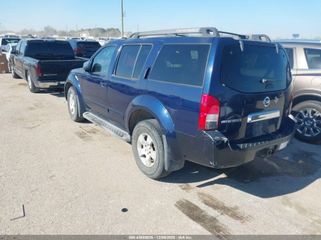 Nissan Pathfinder Se Image 5
