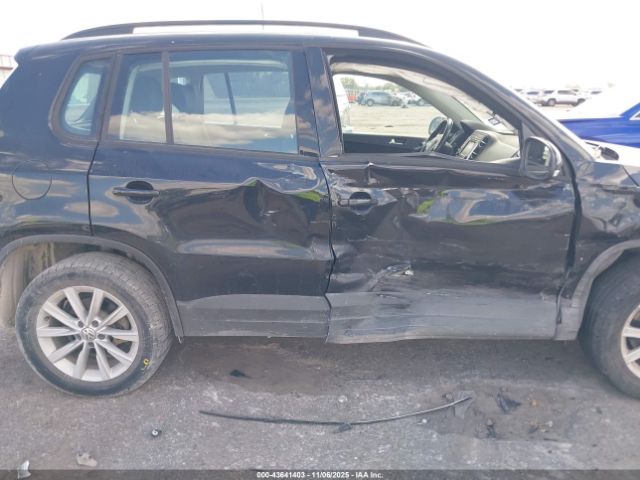 Volkswagen Tiguan 2.0t Image 16