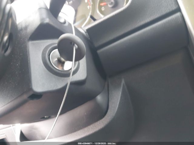 Jeep Liberty Sport Image 2