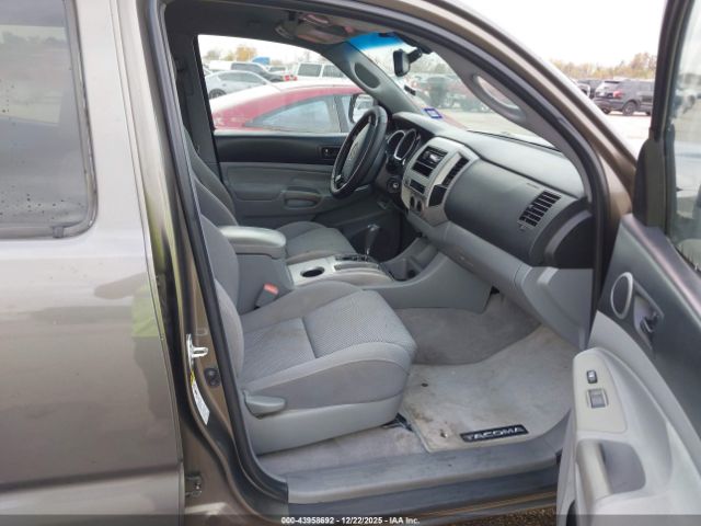 Toyota Tacoma Prerunner V6 Image 2