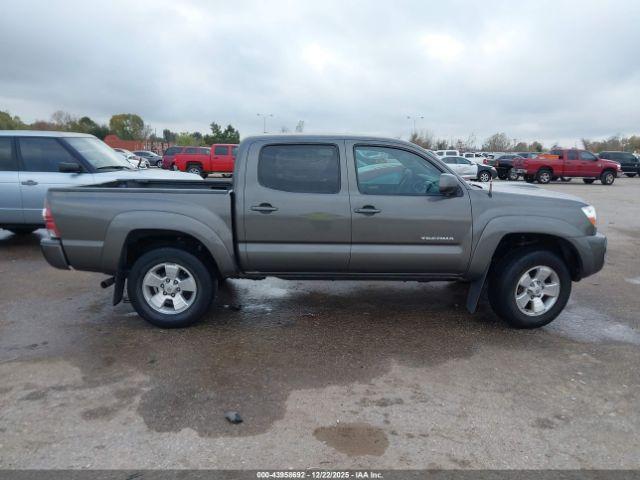 Toyota Tacoma Prerunner V6 Image 15