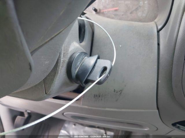 Ford Expedition Image 2