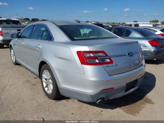 Ford Taurus Se Image 3