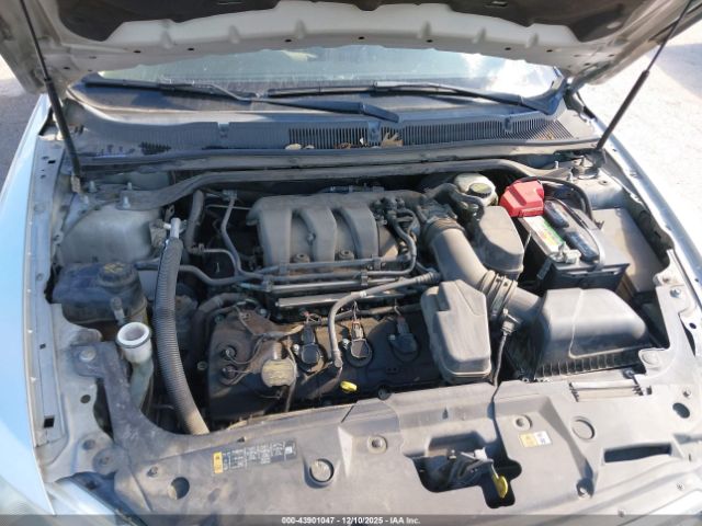 Ford Taurus Se Image 9