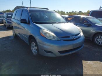  Salvage Toyota Sienna