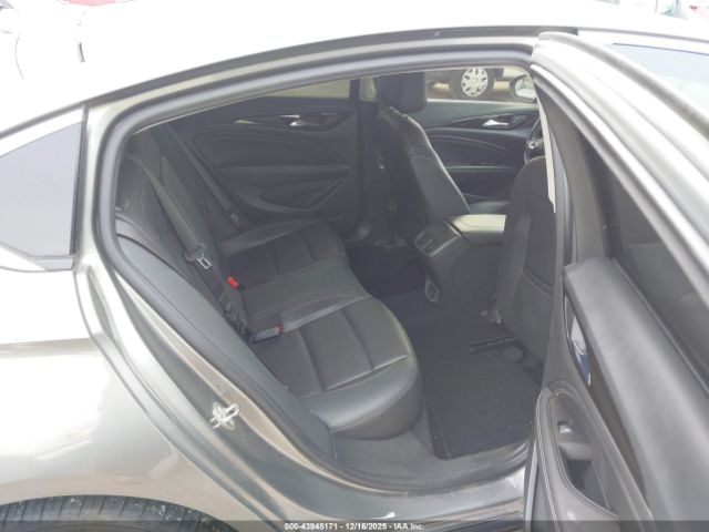 Buick Regal Sportback Essence Image 7