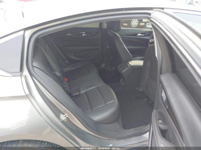 Buick Regal Sportback Essence Image 7