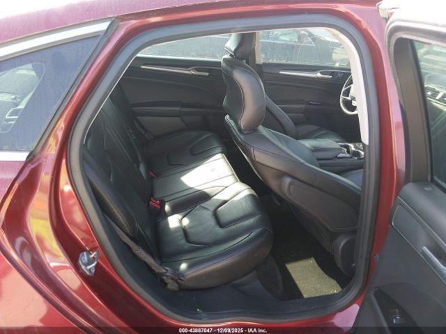 Ford Fusion Titanium Image 9