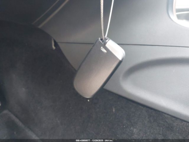 Jeep Grand Cherokee Limited Image 12