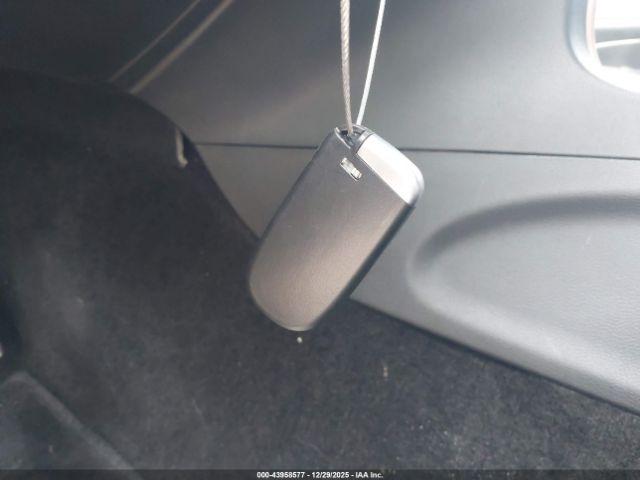 Jeep Grand Cherokee Limited Image 12