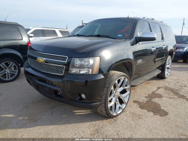 Chevrolet Suburban 1500 Lt Image 15