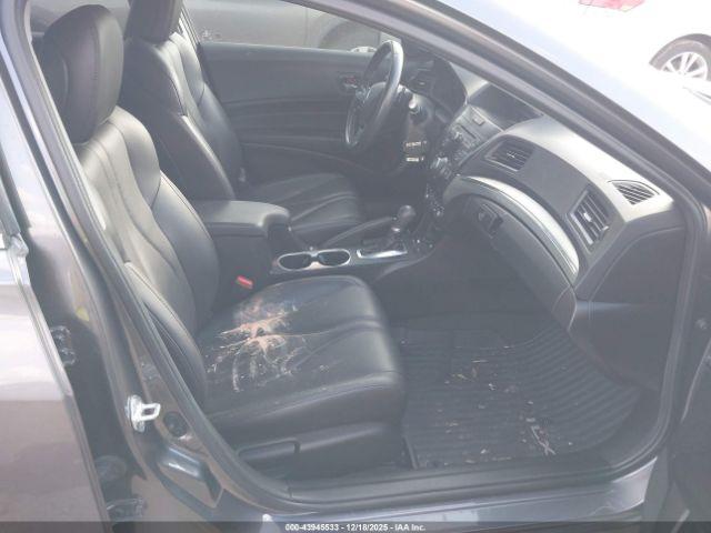 Acura ILX Standard Image 10