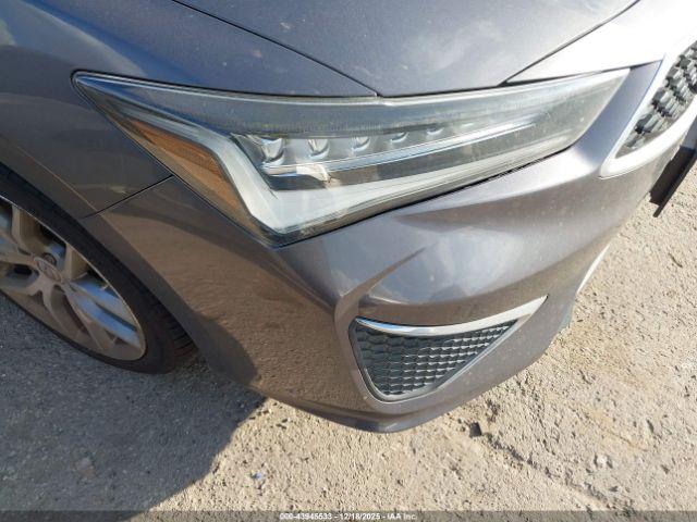 Acura ILX Standard Image 15