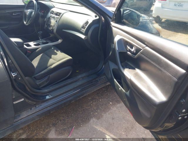 Nissan Altima 2.5 Sv Image 10