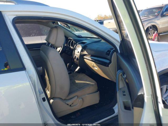 Kia Sorento Lx V6 Image 5