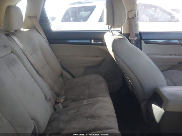 Kia Sorento Lx V6 Image 9