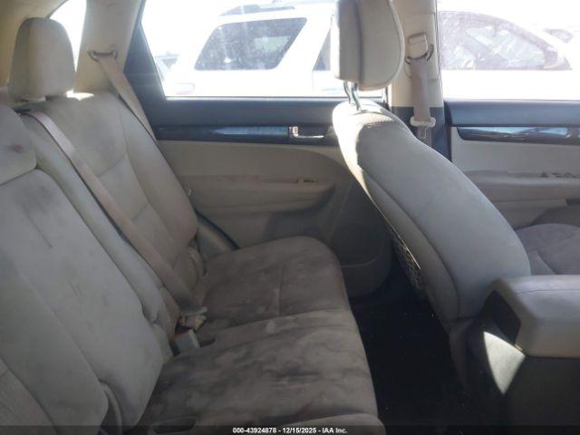 Kia Sorento Lx V6 Image 9