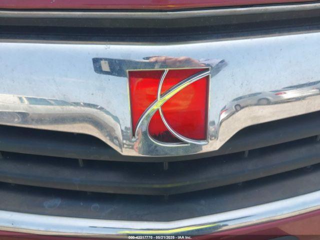 Saturn Vue 4-cyl Xe Image 5