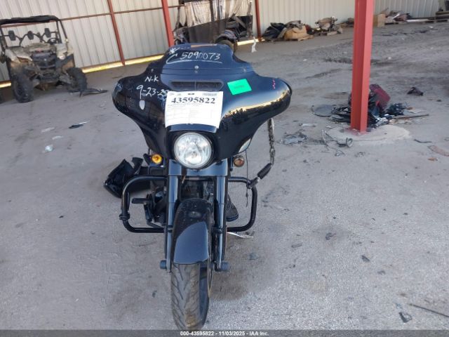 Harley-Davidson Flhxs Street Glide Special Image 3