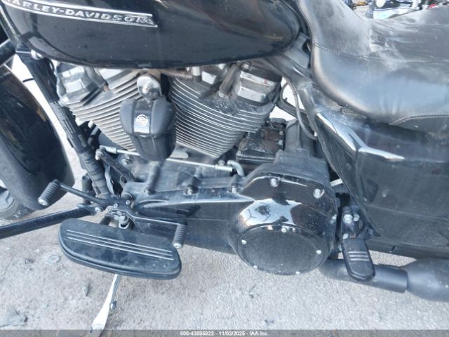 Harley-Davidson Flhxs Street Glide Special Image 14