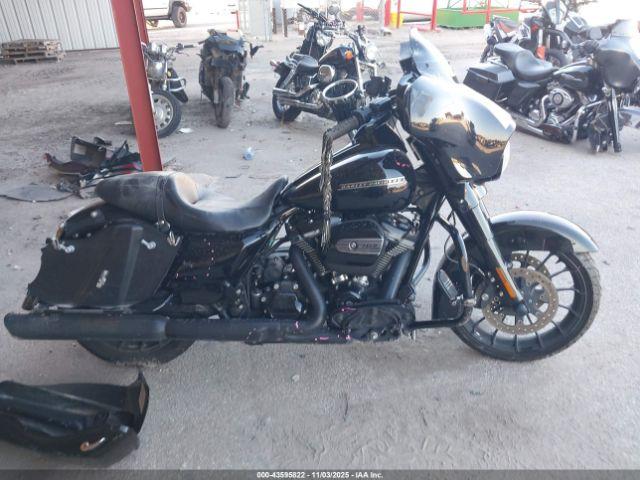 Harley-Davidson Flhxs Street Glide Special Image 10