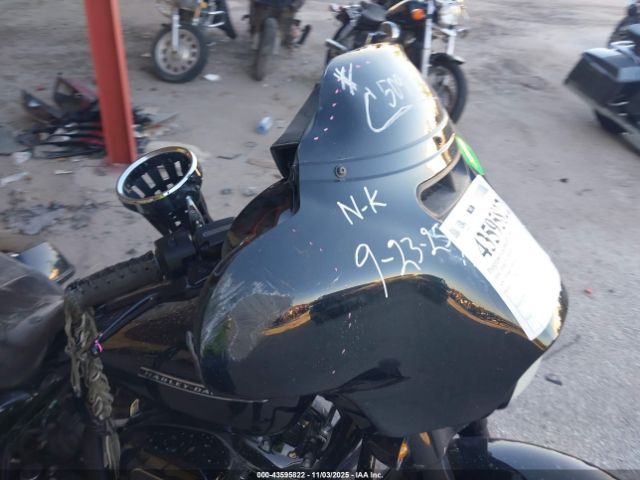 Harley-Davidson Flhxs Street Glide Special Image 15