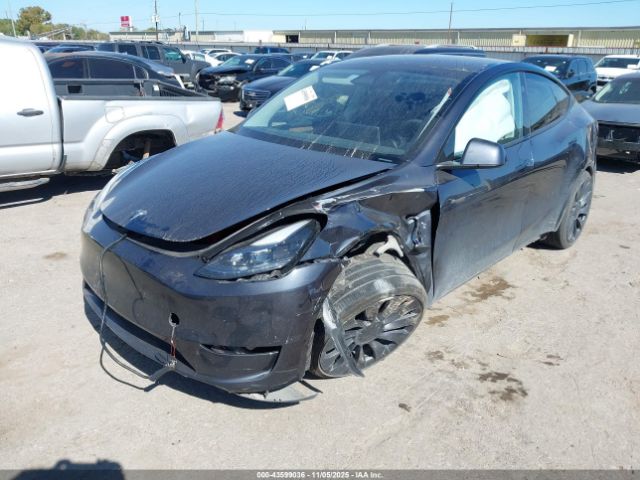 Tesla Model Y Performance Dual Motor All-wheel Drive Image 7