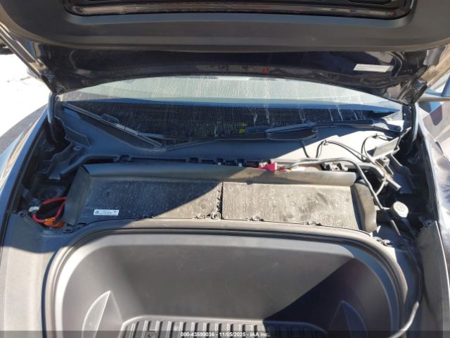 Tesla Model Y Performance Dual Motor All-wheel Drive Image 15