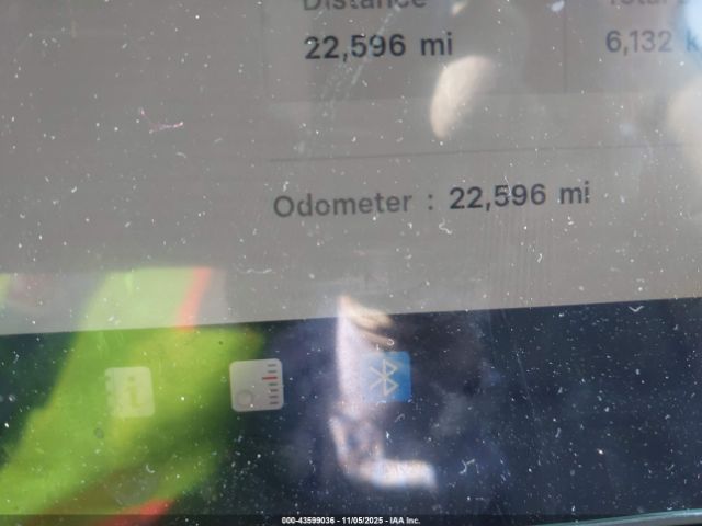 Tesla Model Y Performance Dual Motor All-wheel Drive Image 8