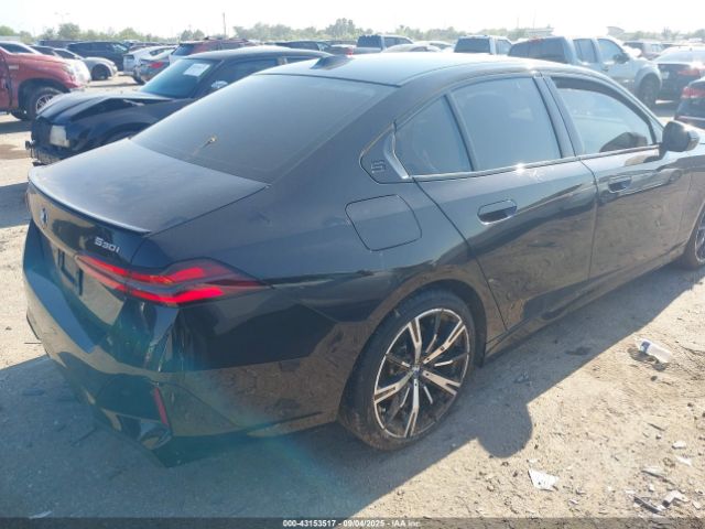 BMW 5 Series I Image 4