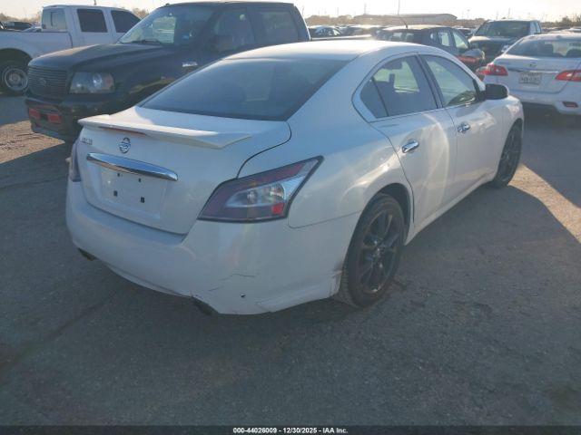 Nissan Maxima 3.5 S Image 8