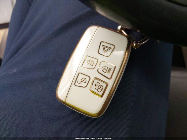 Land Rover Range Rover 5.0l V8 Supercharged Image 6