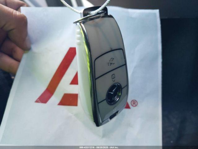 Mercedes-Benz GLC 4matic Suv Image 12