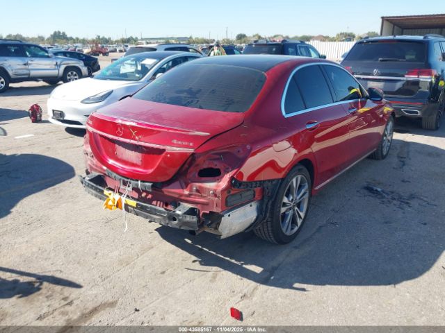 Mercedes-Benz C-Class 4matic Image 4