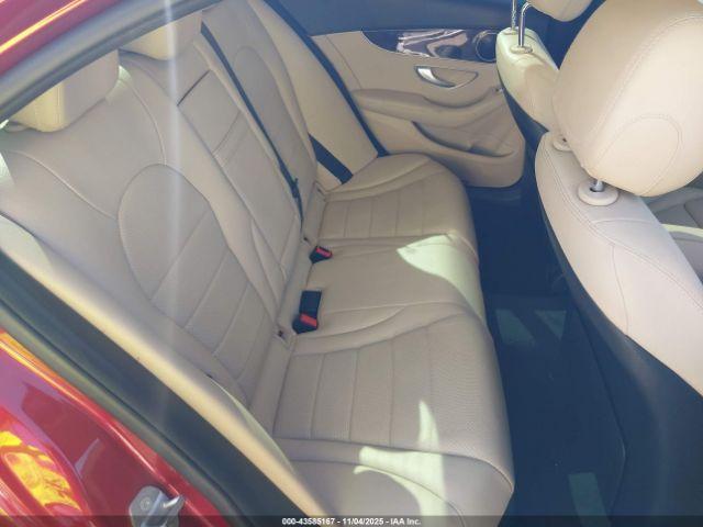 Mercedes-Benz C-Class 4matic Image 6