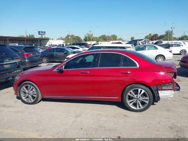 Mercedes-Benz C-Class 4matic Image 17