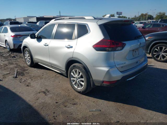 Nissan Rogue S Image 6