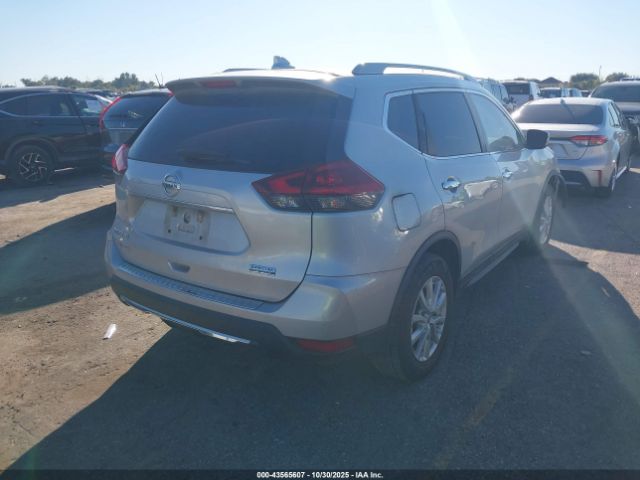 Nissan Rogue S Image 13