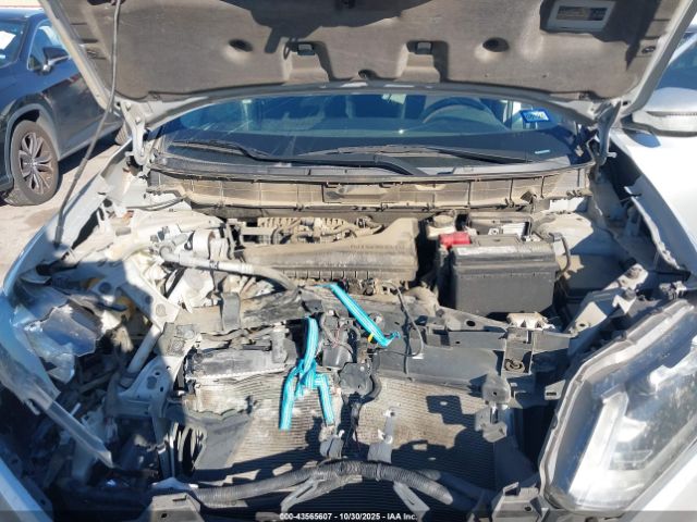 Nissan Rogue S Image 11