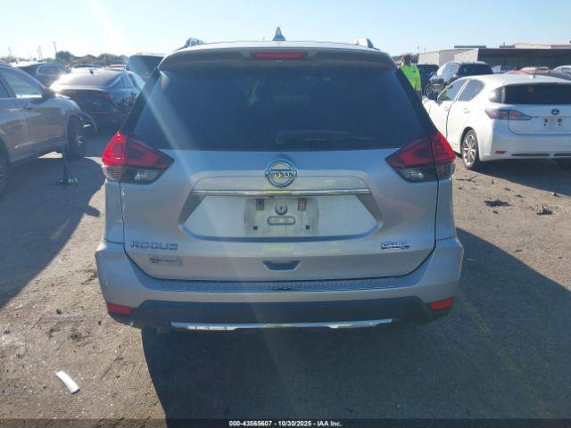 Nissan Rogue S Image 16