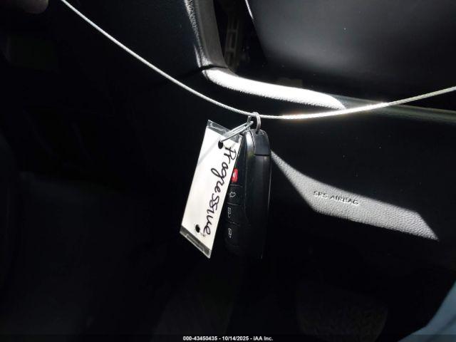 Toyota Grand Highlander Limited Image 3