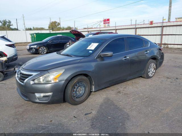 Nissan Altima 2.5 S Image 9