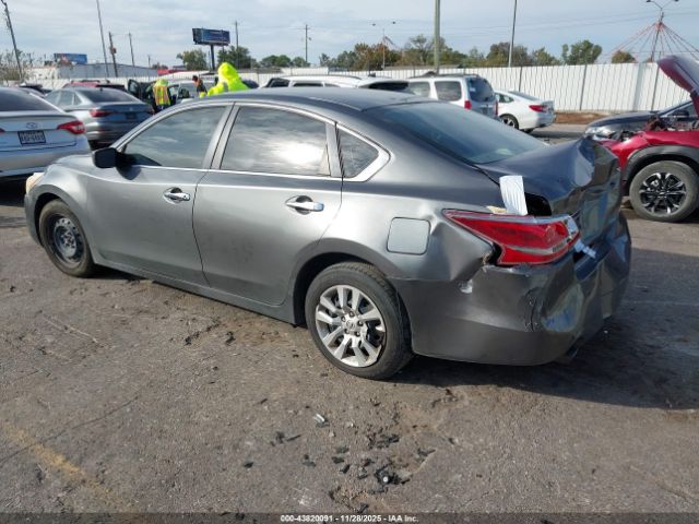 Nissan Altima 2.5 S Image 2