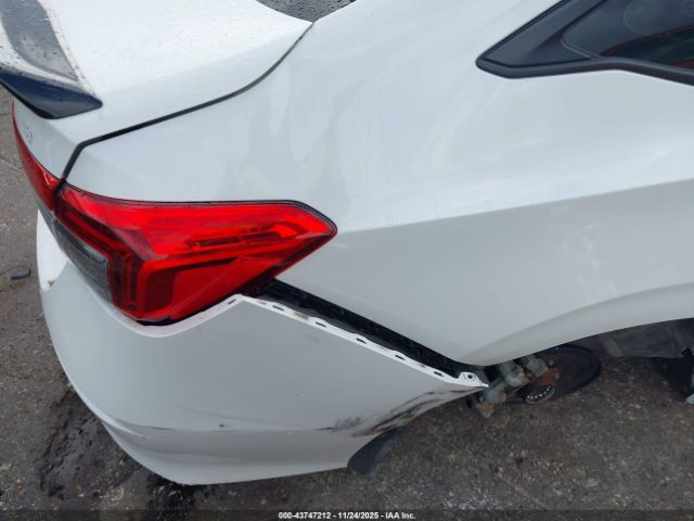 Honda Civic Sedan Image 13