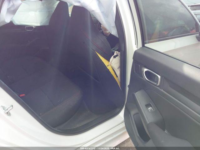 Honda Civic Sedan Image 3