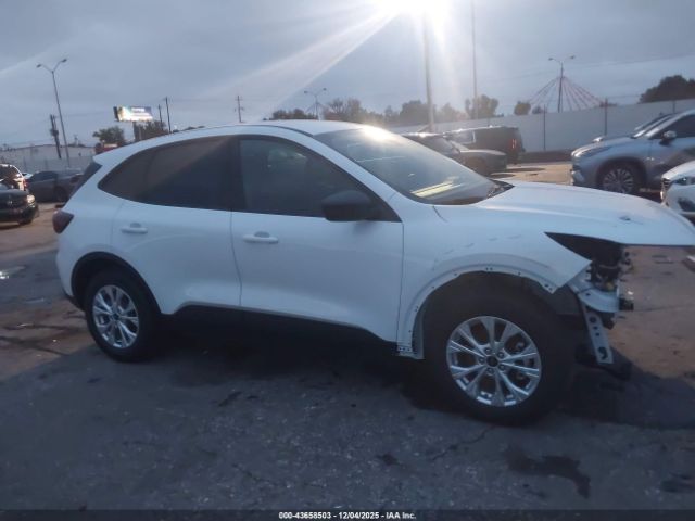 Ford Escape Active Image 15