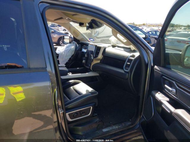 Ram 1500 Laramie  4x4 5'7 Box Image 9