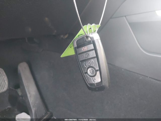 Ford Explorer Xlt Image 3