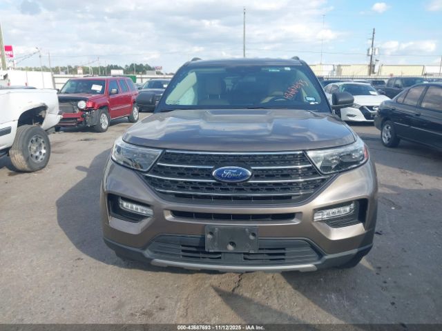 Ford Explorer Xlt Image 4