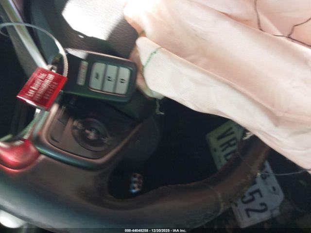 Honda Civic Touring Image 14